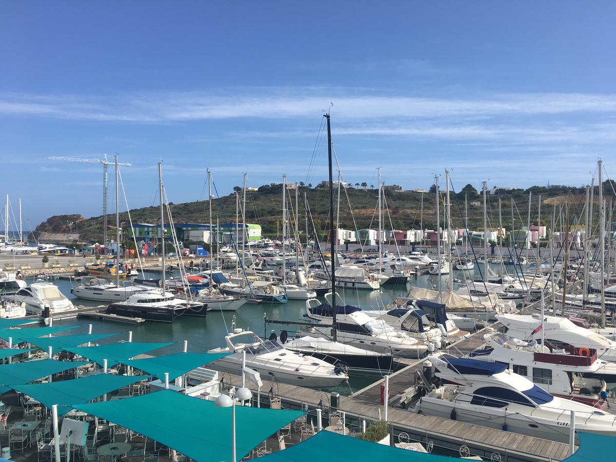 Marina Water View - 6 People, Bars & Restaurants Daire Albufeira Dış mekan fotoğraf